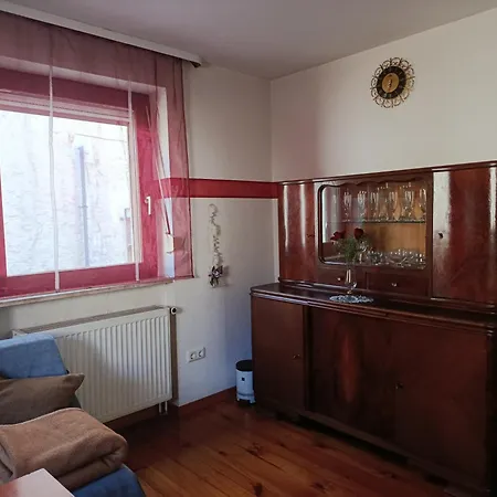 Neubeck Apartman *