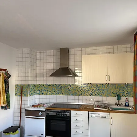 Neubeck Apartman *